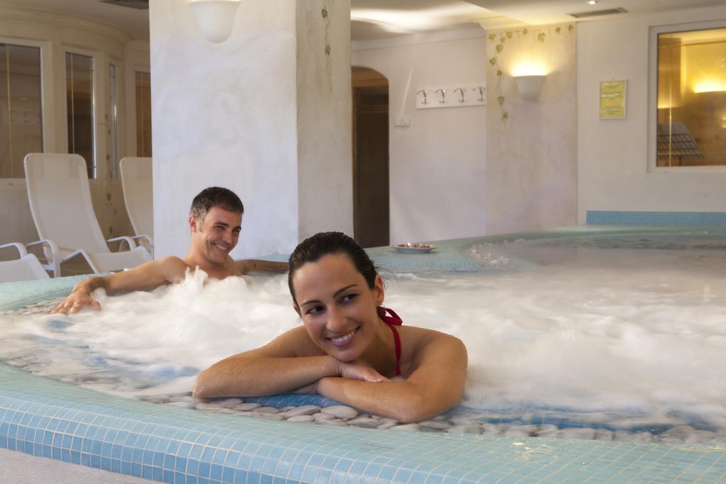 Sporthotel أرابّا المظهر الخارجي الصورة
